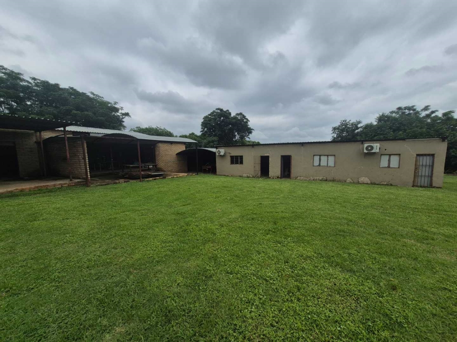 10 Bedroom Property for Sale in Mooinooi North West